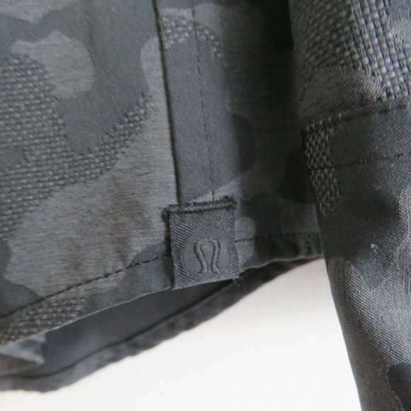 LULULEMON Down to the Wire Shirt in Black Obsidian Camo - Size S - Picture 15 of 15